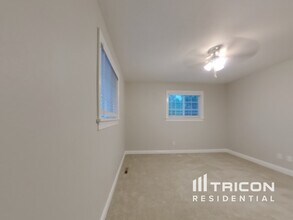 513 Palisade Mountain Dr in Windsor, CO - Foto de edificio - Building Photo