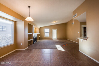 3417 Tierra Cecil Pl in El Paso, TX - Building Photo - Building Photo