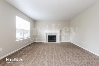 12819 Sinclair Pl in Fishers, IN - Building Photo - Building Photo