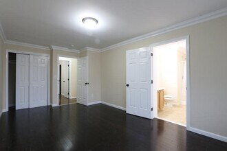 6 Guild St in Boston, MA - Building Photo - Building Photo