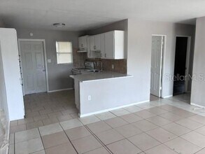 223 C St in Lake Wales, FL - Building Photo - Building Photo