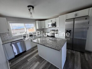 2348 Stace St in Idaho Falls, ID - Building Photo - Building Photo
