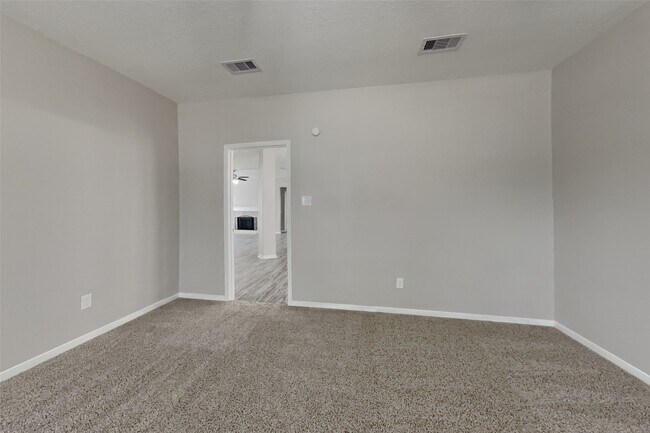 19034 Village Maple Ct
