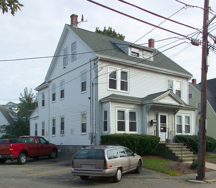 66 Bigelow St in Quincy, MA - Foto de edificio