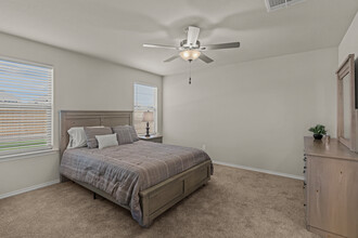 Vander Ranch Estate Rentals in Midland, TX - Building Photo - Interior Photo