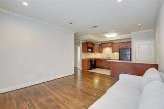 6503 Mapleridge St in Houston, TX - Building Photo - Building Photo