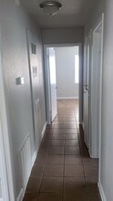 2112 Thonig Rd in Houston, TX - Foto de edificio - Building Photo