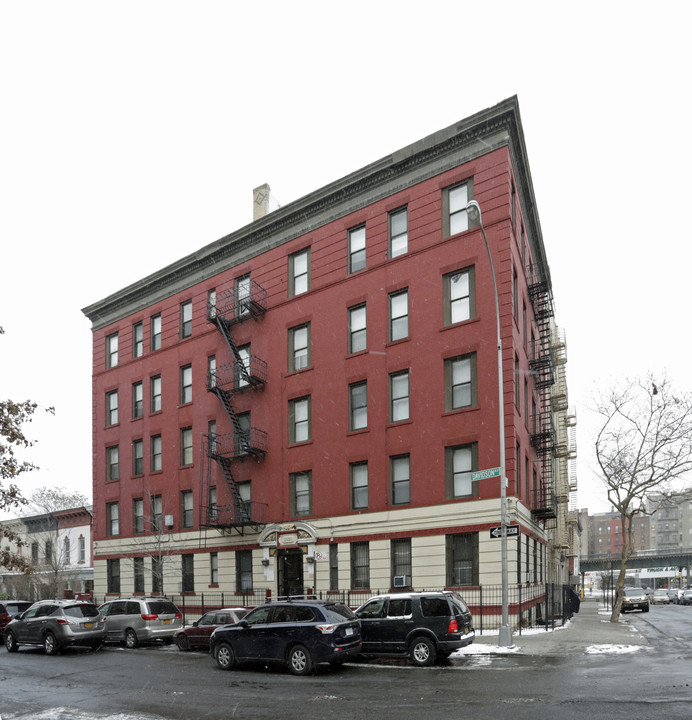 2350-2352 Davidson Ave in Bronx, NY - Building Photo