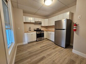 86 Garden St in Poughkeepsie, NY - Building Photo