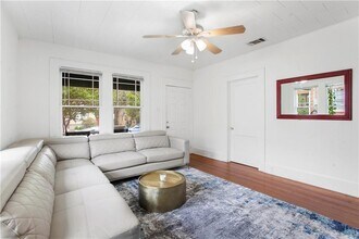 2832 Pearl St in Austin, TX - Building Photo - Building Photo