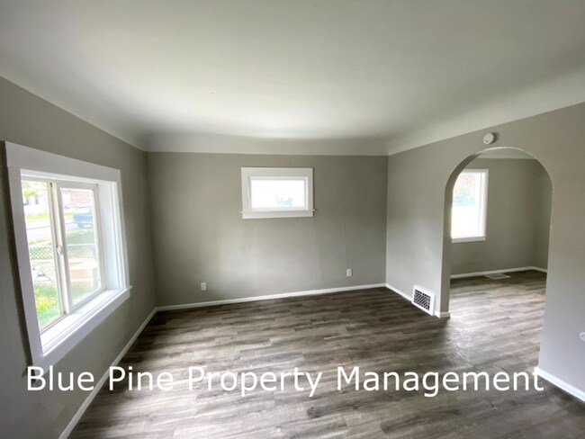 1136 S 2nd Ave in Pocatello, ID - Building Photo - Building Photo