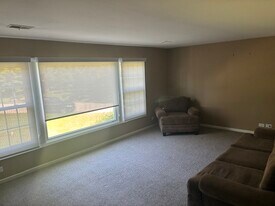 315 E Kenilworth Ave in Prospect Heights, IL - Building Photo