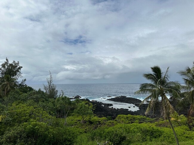 property at 2405 Kalanianaole St