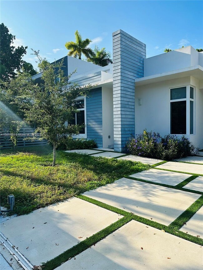 3586 Franklin Ave in Miami, FL - Building Photo - Building Photo