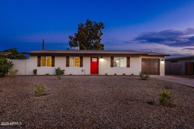property at 7843 E Garfield St