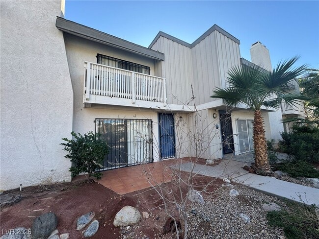 518 Delfern Ln in Las Vegas, NV - Building Photo - Building Photo