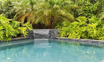 685 NE 50th Terrace in Miami, FL - Building Photo - Building Photo