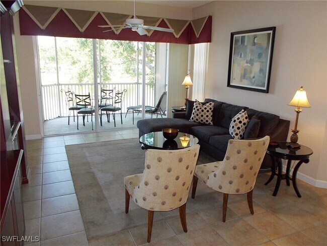 2444 Ravenna Blvd in Naples, FL - Building Photo - Building Photo