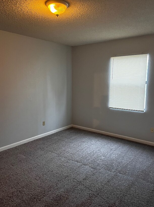 2712 Ingram Rd in High Point, NC - Building Photo - Building Photo