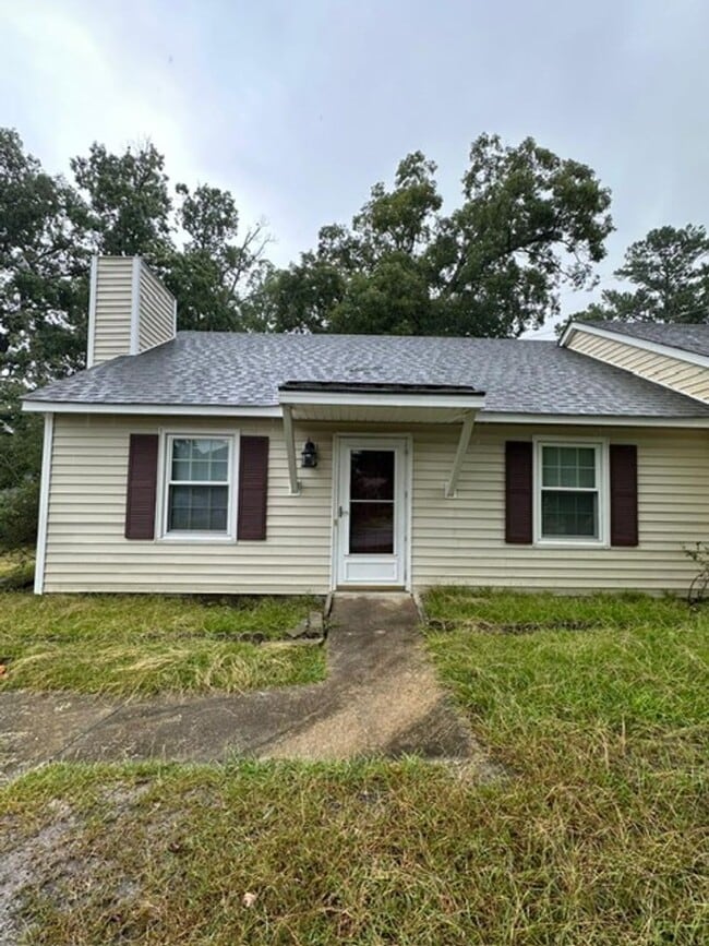 property at 104 Remington Dr