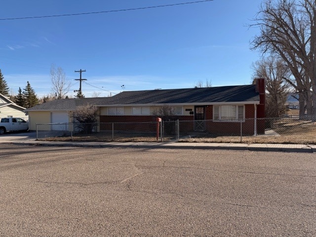 property at 2901 E 14th St