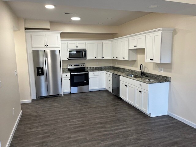 1037 Tomahawk Trl in New Castle, PA - Building Photo - Building Photo