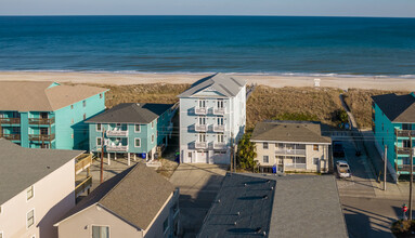 502 N Carolina Beach Ave in Carolina Beach, NC - Building Photo - Building Photo