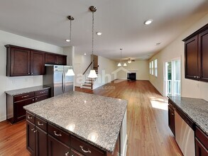 3021 Greenmont Cir in Belmont, NC - Building Photo - Building Photo