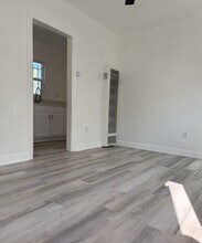 2235 W 14th St in Los Angeles, CA - Foto de edificio - Building Photo