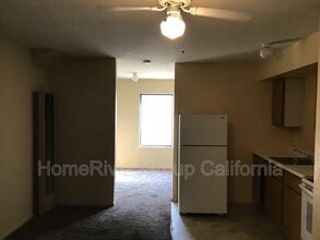 2125 North Ave in Sacramento, CA - Building Photo - Building Photo