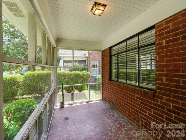 property at 1520 Mimosa Ave