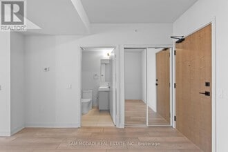 2920 Hwy 7 in Vaughan, ON - Building Photo - Building Photo