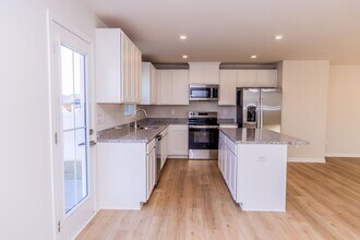 327 White Birch Rd in Waynesboro, VA - Building Photo - Building Photo