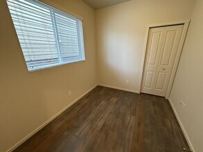 5709 NE 130th Pl in Vancouver, WA - Building Photo - Building Photo