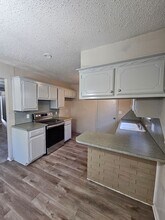1409 SW 84th St in Oklahoma City, OK - Building Photo - Building Photo