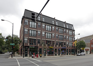 1901-1907 W Chicago Ave in Chicago, IL - Building Photo - Building Photo