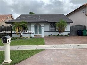 14343 SW 115th Terrace in Miami, FL - Building Photo - Building Photo