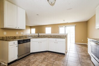 11553 Glenn Abbey Ln in Indianapolis, IN - Building Photo - Building Photo