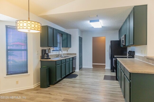 2034 Belhaven Dr in Orange Park, FL - Building Photo - Building Photo