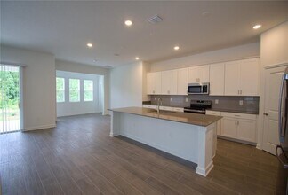 10902 History Ave in Orlando, FL - Building Photo - Building Photo