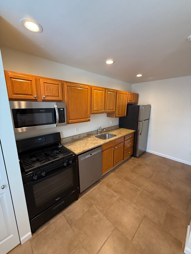 1538 S 9th St, Unit 2 in Philadelphia, PA - Foto de edificio - Building Photo
