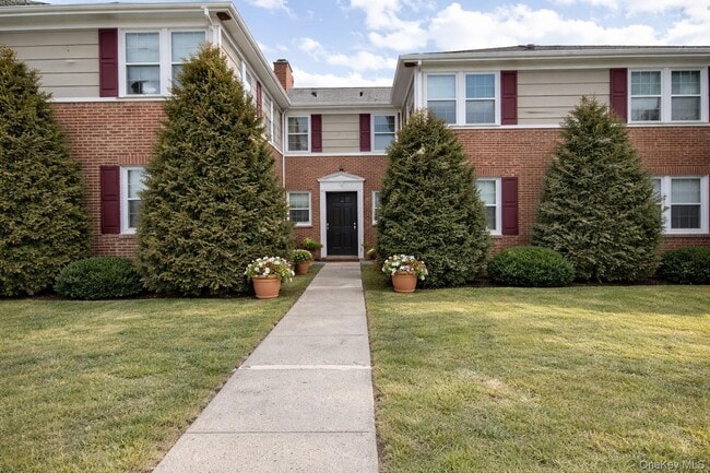 property at 14 Stevens St