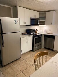 2873 White Oak Dr photo'