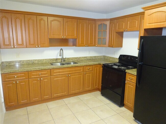 1538 NE 131st Ln in North Miami, FL - Building Photo - Building Photo