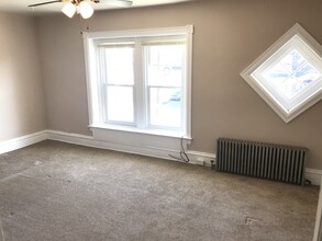 341 Juniper St in Quakertown, PA - Building Photo - Building Photo