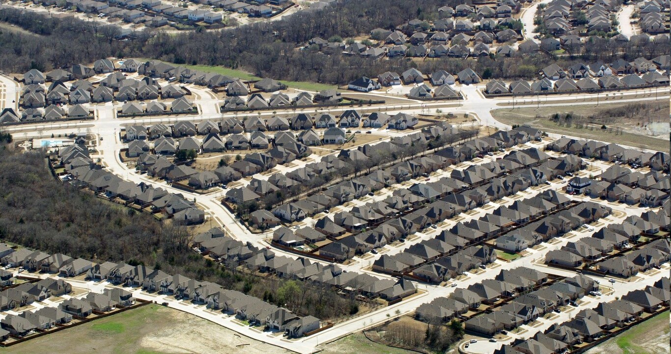 Drees Custom Homes at Timber Creek 60s in McKinney, TX - Building Photo