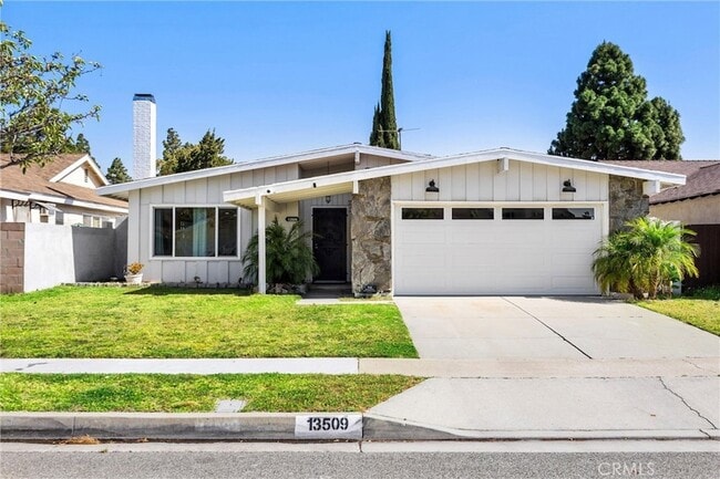 property at 13509 Destino St