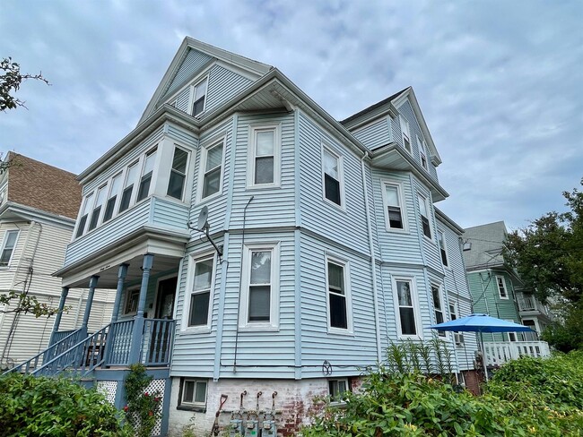 97 Morrison Ave, Unit 2