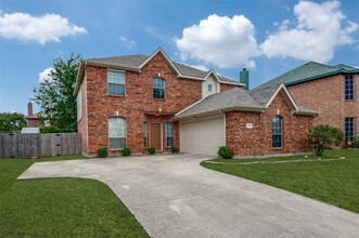 1109 Shaker Run in McKinney, TX - Foto de edificio - Building Photo