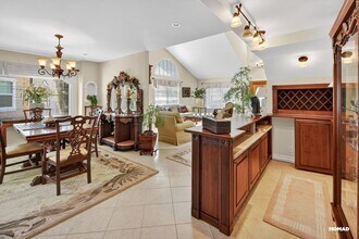 10317 Oak Ranch Ln in Escondido, CA - Building Photo - Building Photo